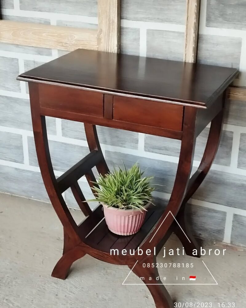 Meja Konsol 004