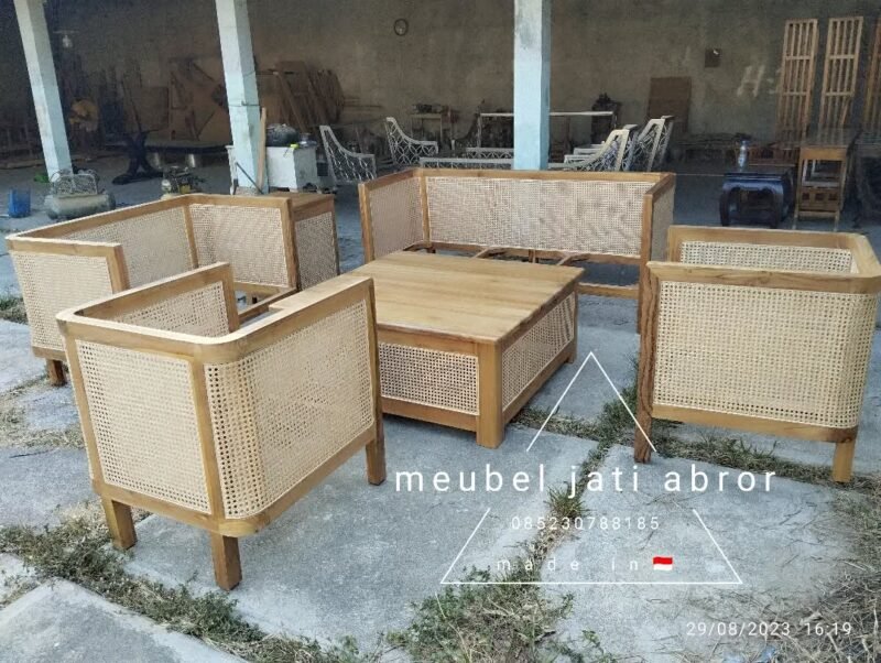 Set Tamu Rotan - Gambar 3