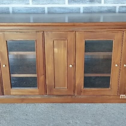 Cabinet 003