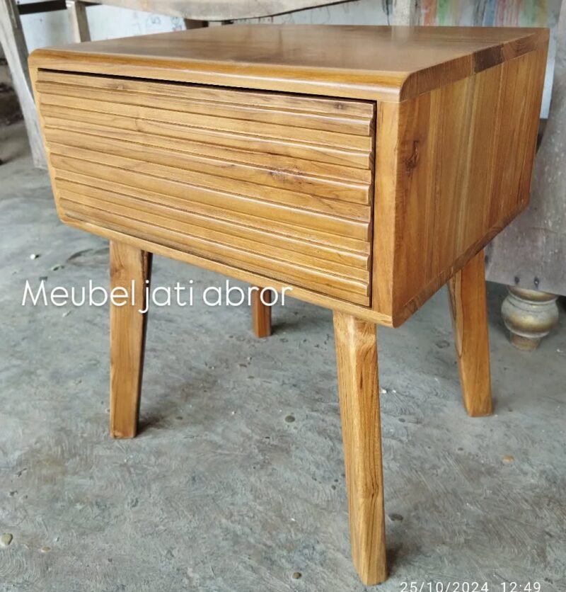 Nightstand 001